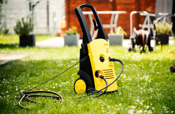 Best Animal Enclosure Cleaning  in Fort Worth, TX